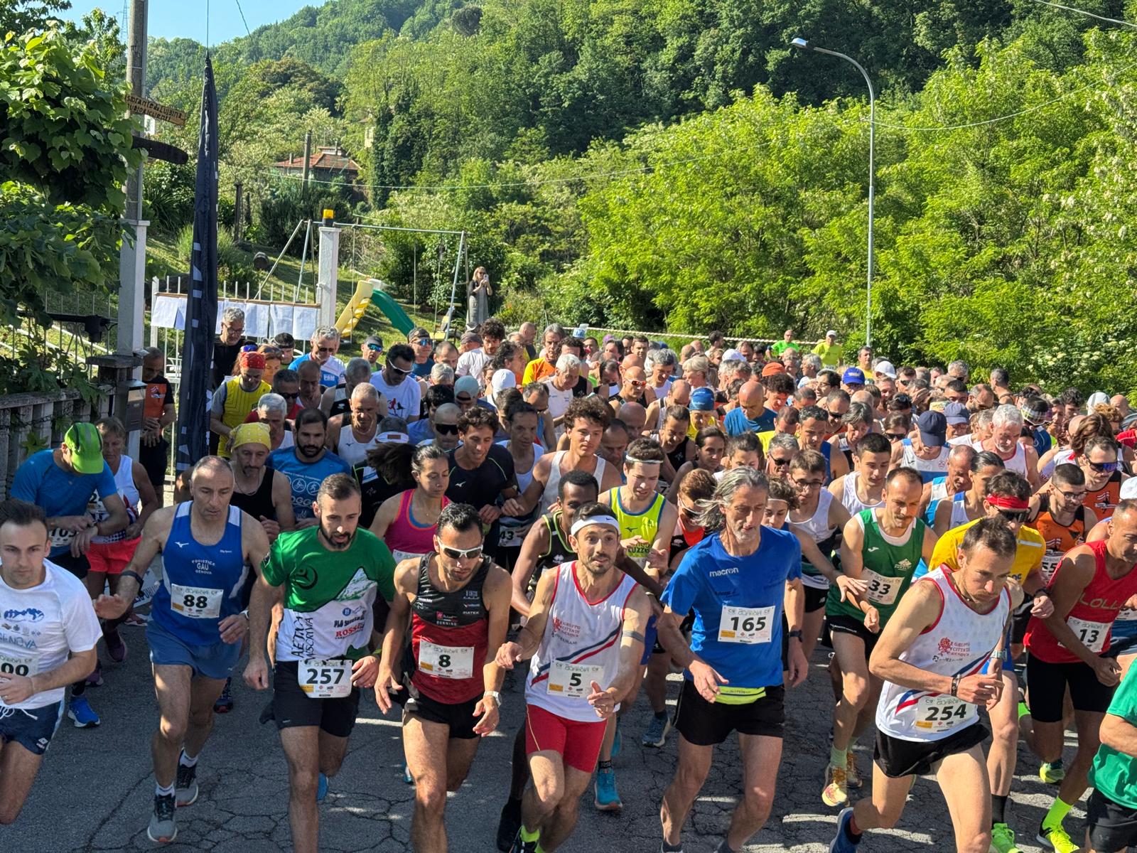 Gruppo alla Salita alla Guardia 2025.